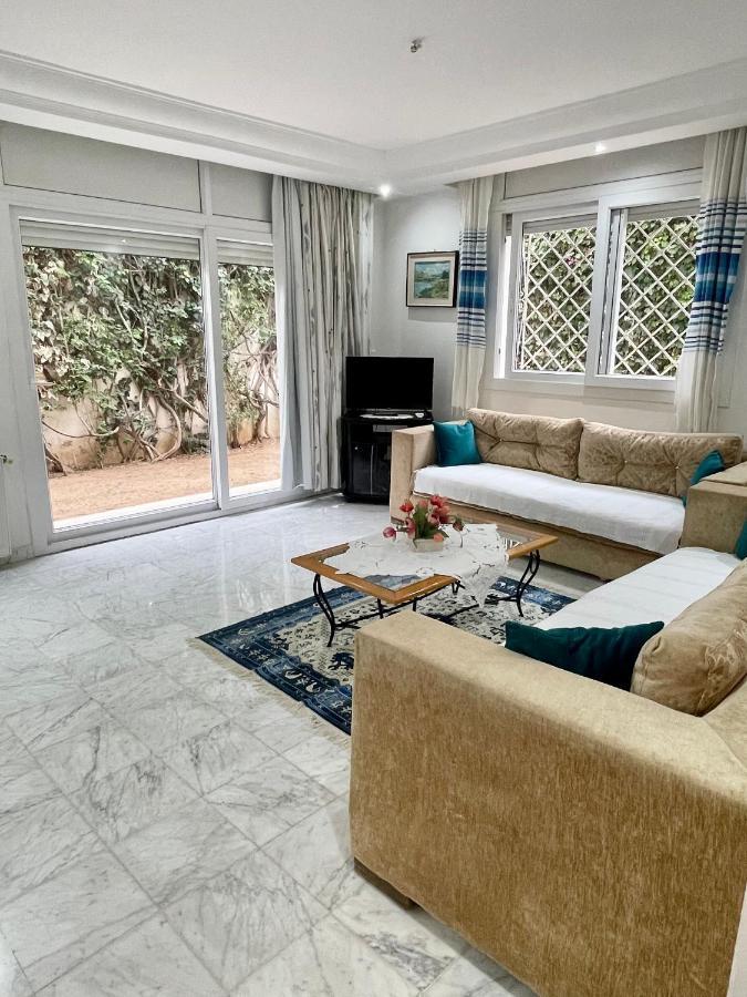 Etage De Villa Avec Jardin, Pres De L'Aireport Et Parking Prive Ariana Bagian luar foto