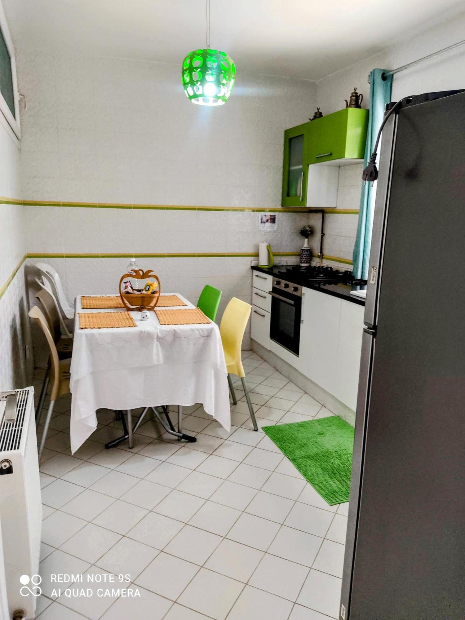 Etage De Villa Avec Jardin, Pres De L'Aireport Et Parking Prive Ariana Bagian luar foto